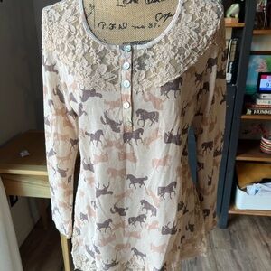 Elegant Lace Trim Animal Print Blouse